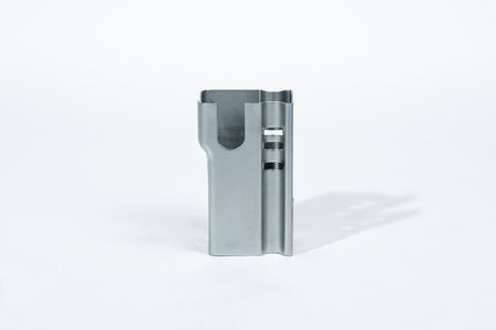 Zabezpieczenie zaczepu haka z zamkiem PRUFTREX Wymiary 213x129x118 mm OZPRUA001